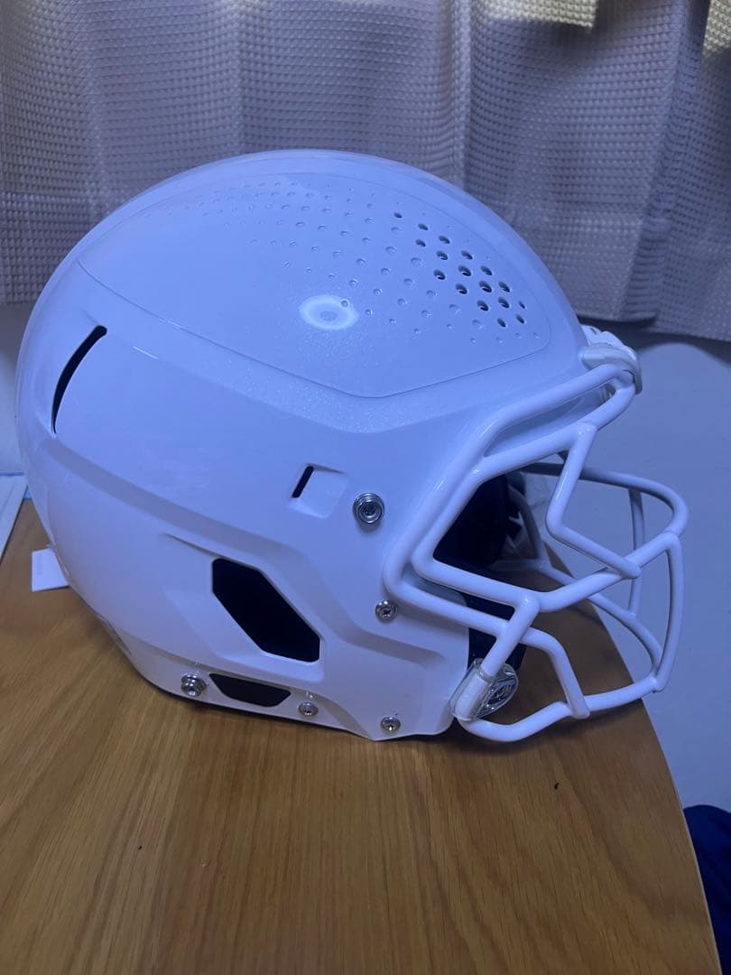 R.BABA 専用VICIS アメフト　ヘルメット Lサイズ　ホワイト