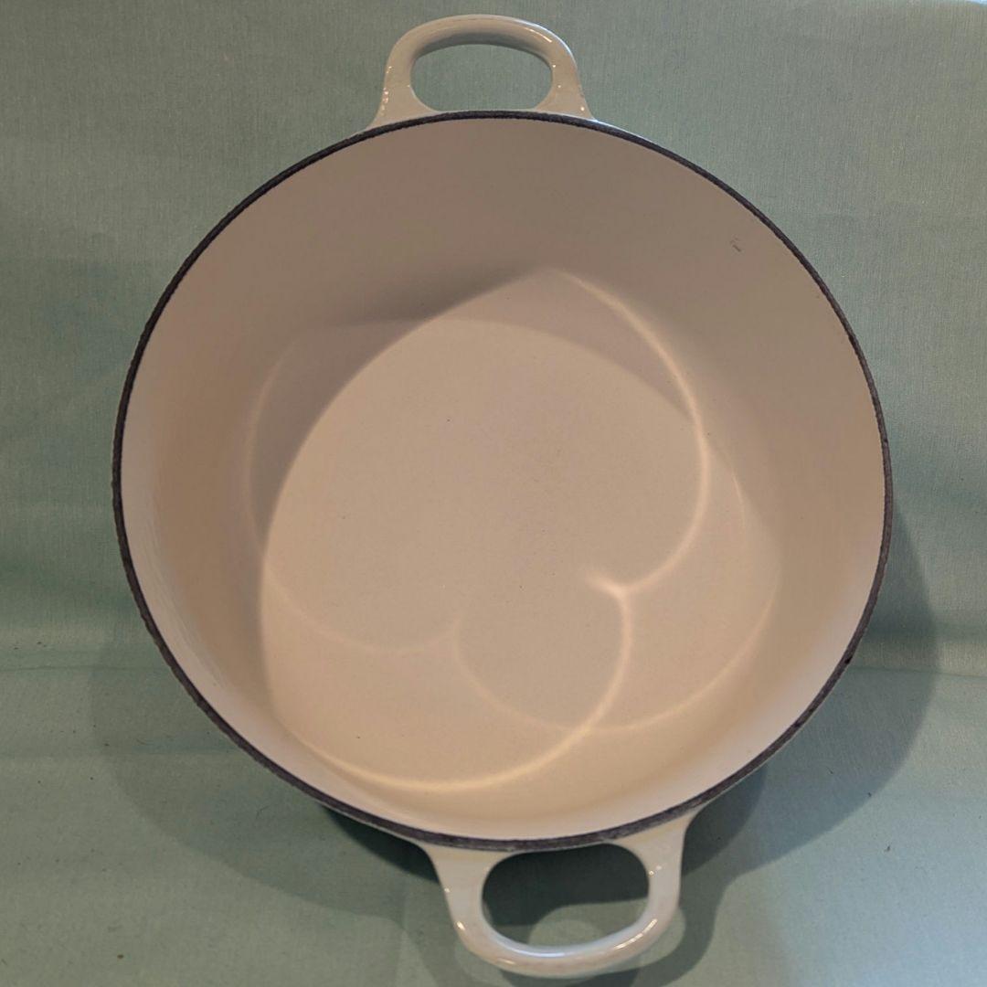 ル・クルーゼ　ジャポネーズ　24cm　ココットロンド　現在販売してないワサビ色