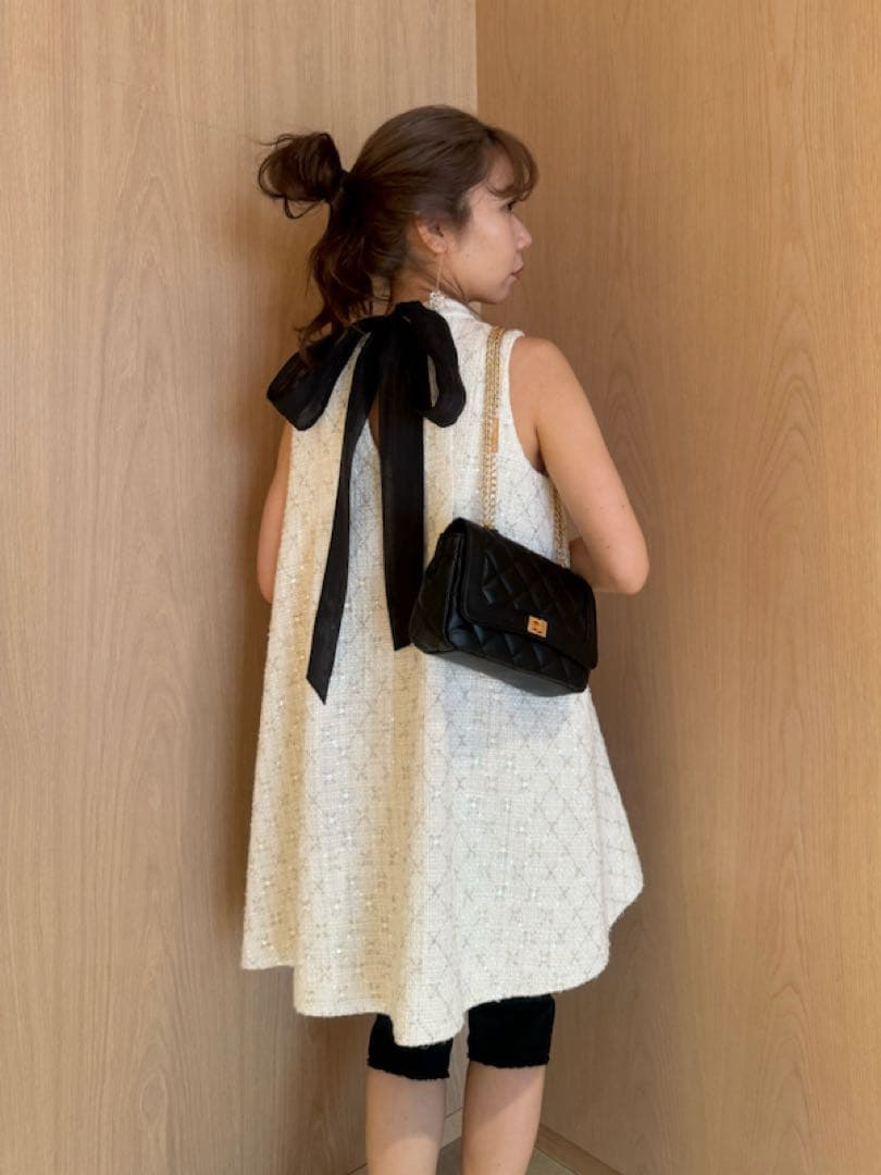Lily Brown Aラインビジューミニワンピース