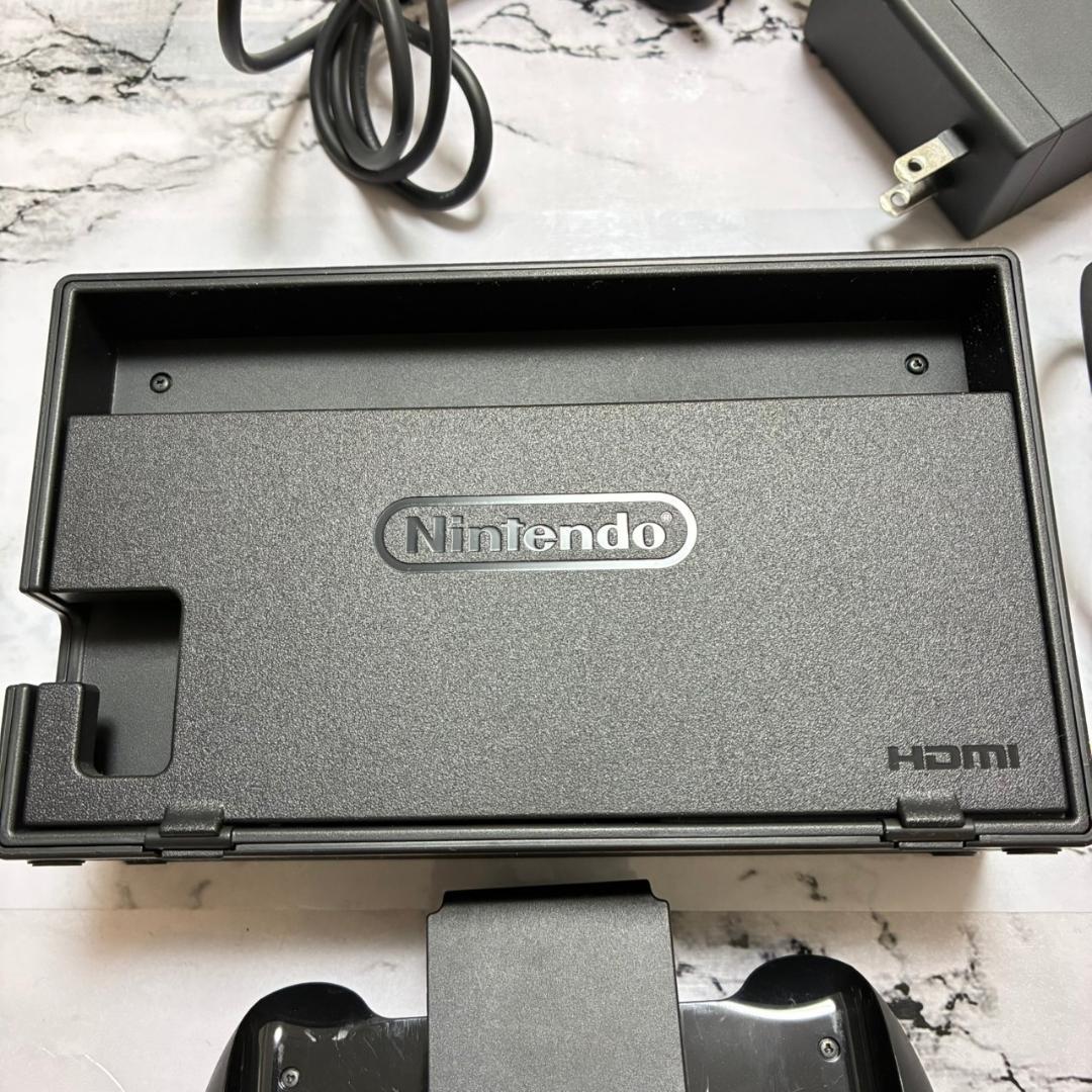 Nintendo Switch本体＆コントローラー2個　すぐ遊べるお得なセット！