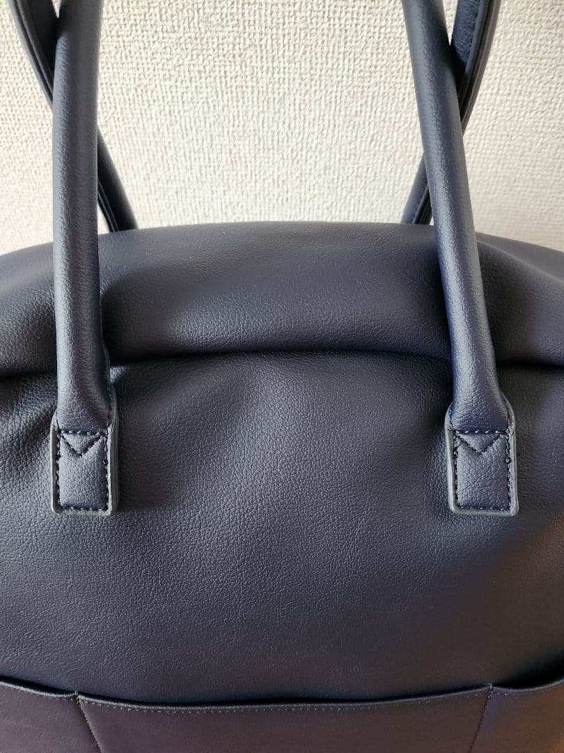 Aww サボテンヴィーガンレザーウィークエンドボストンバッグ (30L)NAVY