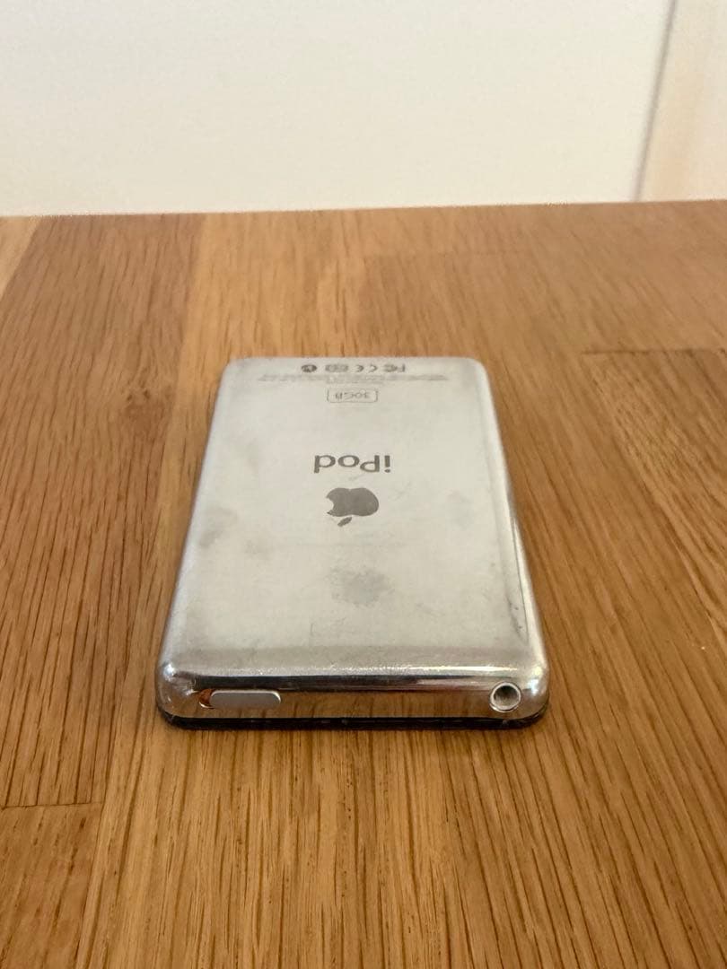 【即日発送】iPod Classic 30GB 第5.5世代　MA446J