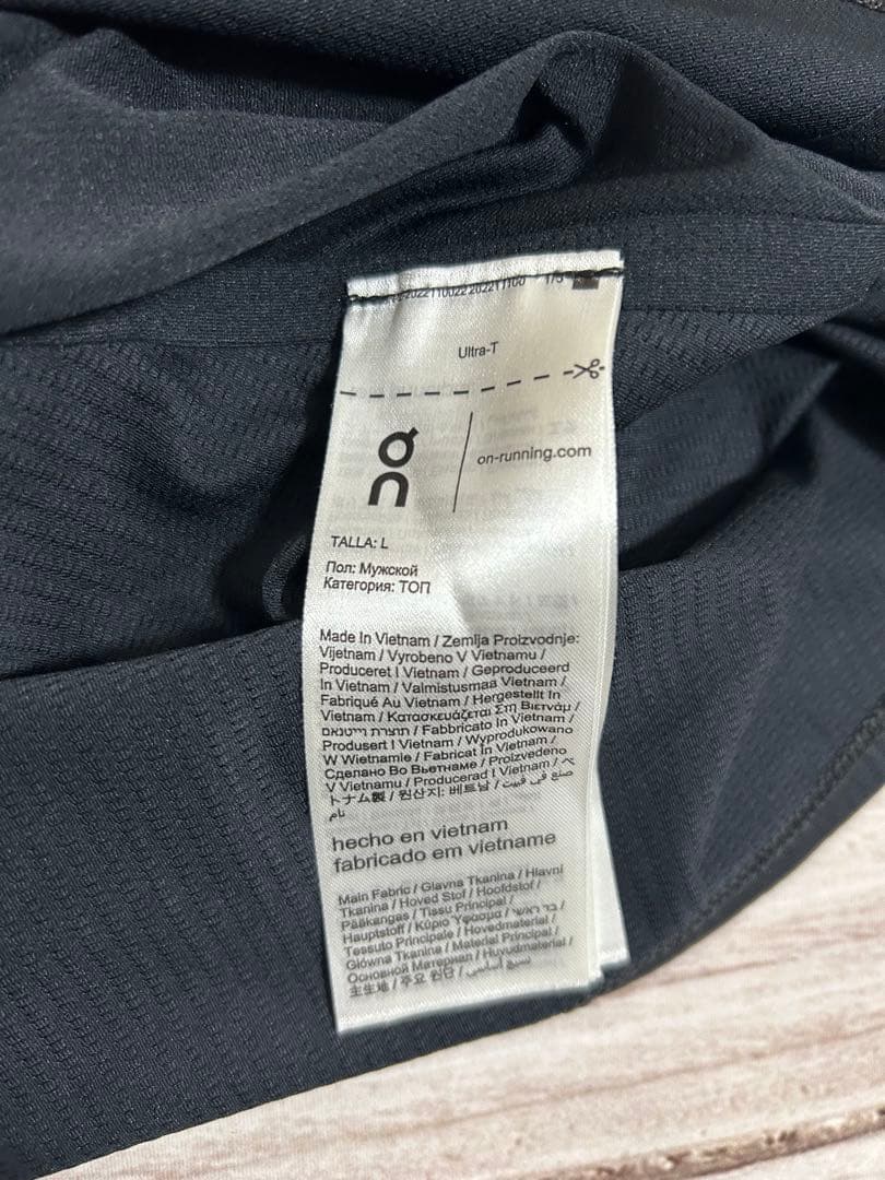 On Ultra-T メンズ L オン　ランニング　マラソン　Tシャツ　トレラン