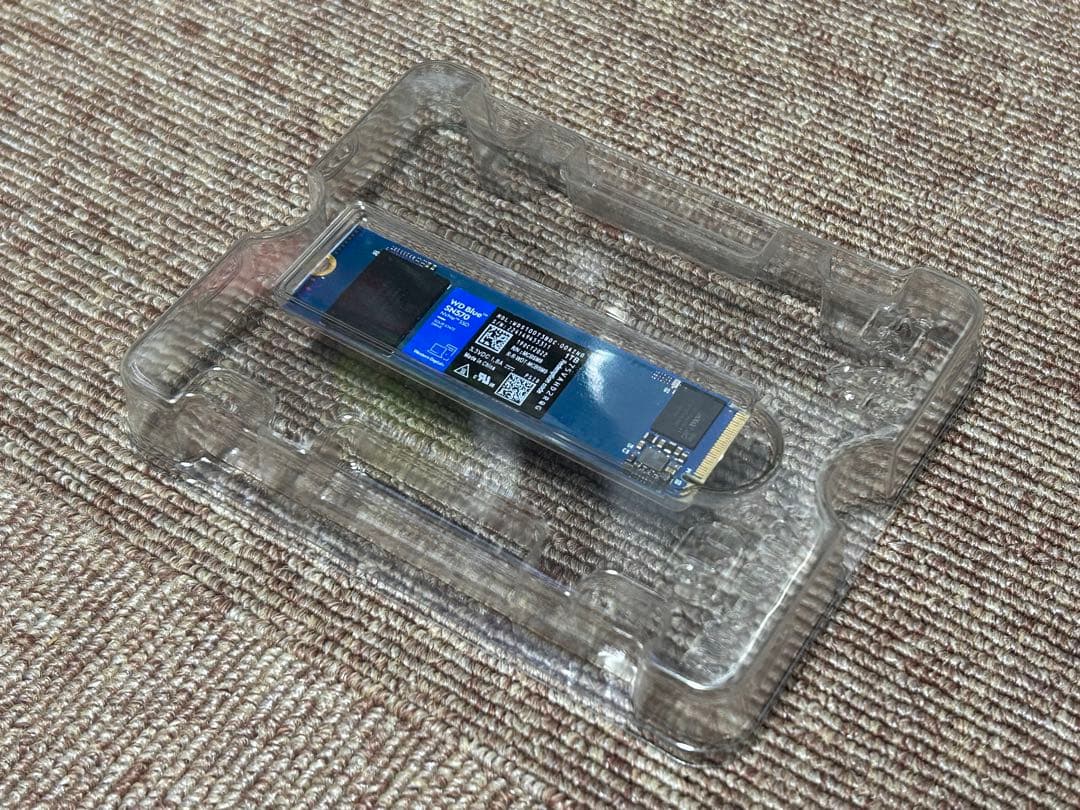 ダ*リ様 m.2 SSD 1TB WD SN570 NVMe 動作品 高速 ゲー
