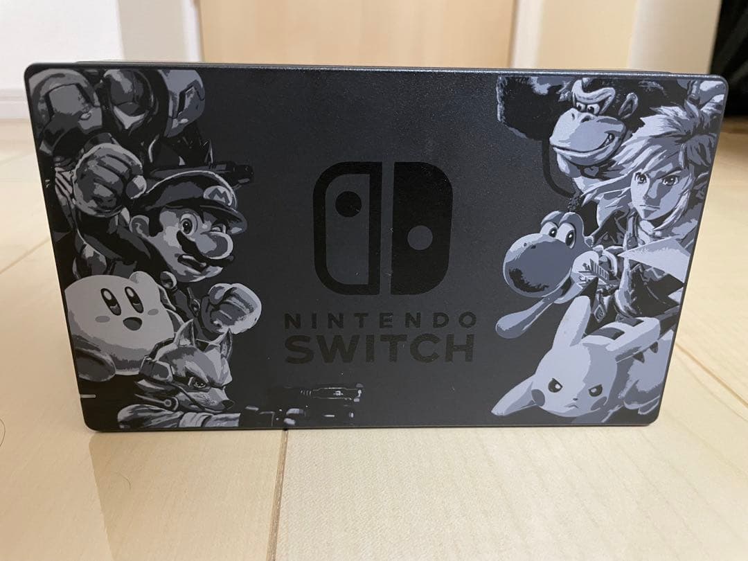 Switch 大乱闘スマッシュブラザーズデザイン本体セット　キャリングケース付