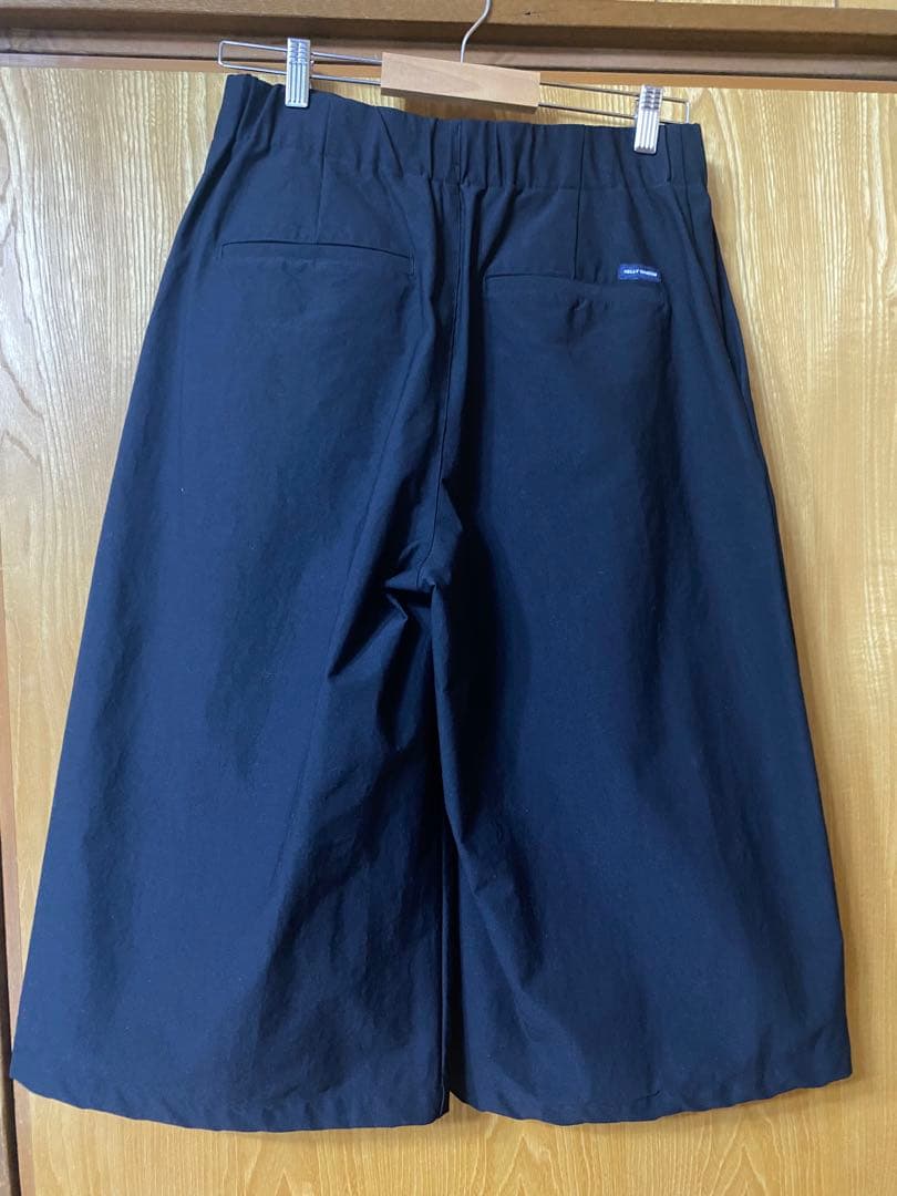 ヘリーハンセン HELLY HANSEN キュロット パンツ 黒　WMサイズ