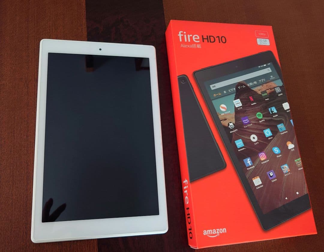 Fire HD 8 第10世代ブルー とFire HD 10 第9世代のセット