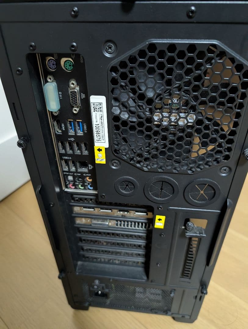 ライトゲーミングパソコン デスクトップパソコン pc