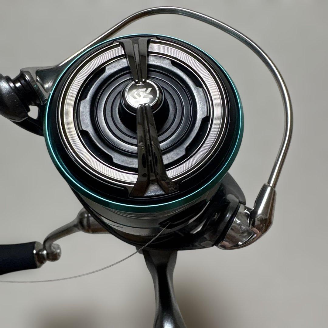 ダイワ スピニングリール 25 エメラルダス AIR LT2500S
