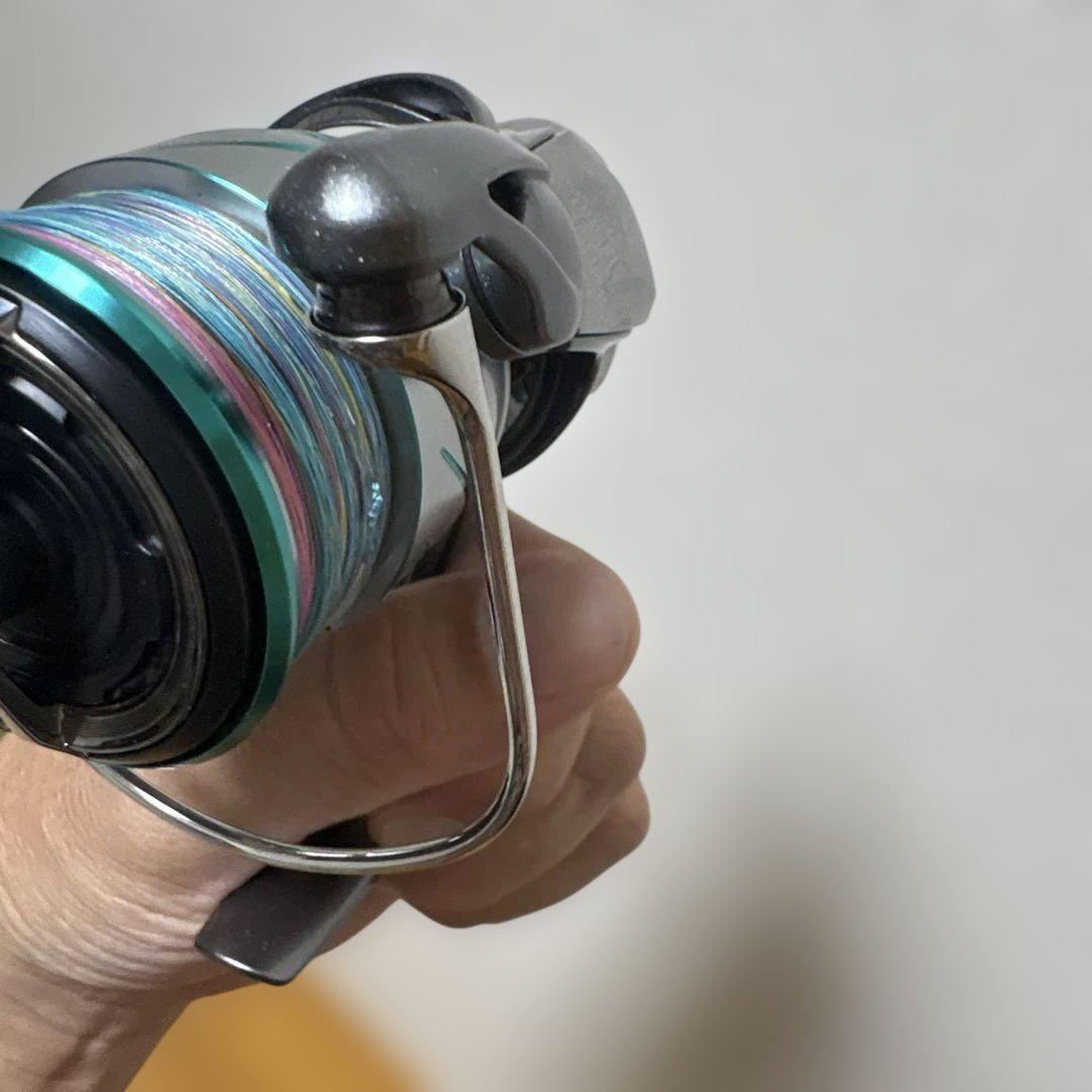 ダイワ スピニングリール 25 エメラルダス AIR LT2500S