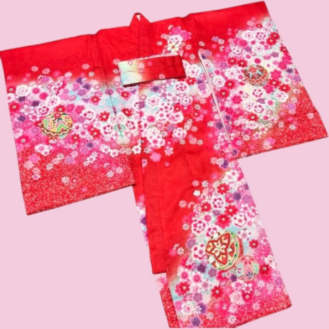 【新品未使用】豪華刺繍入り お宮参り 産着 女の子 合繊 赤