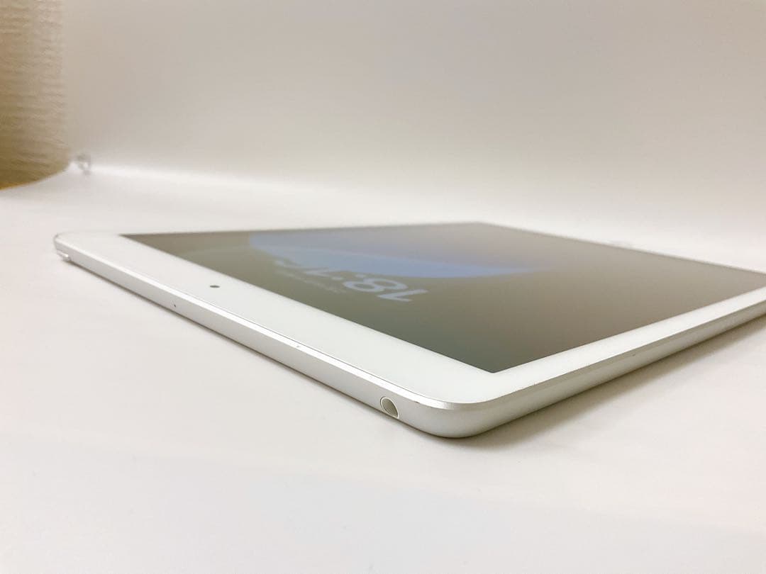 【美品】電池91％iPad第7世代 32GB Sliver アダプター付属