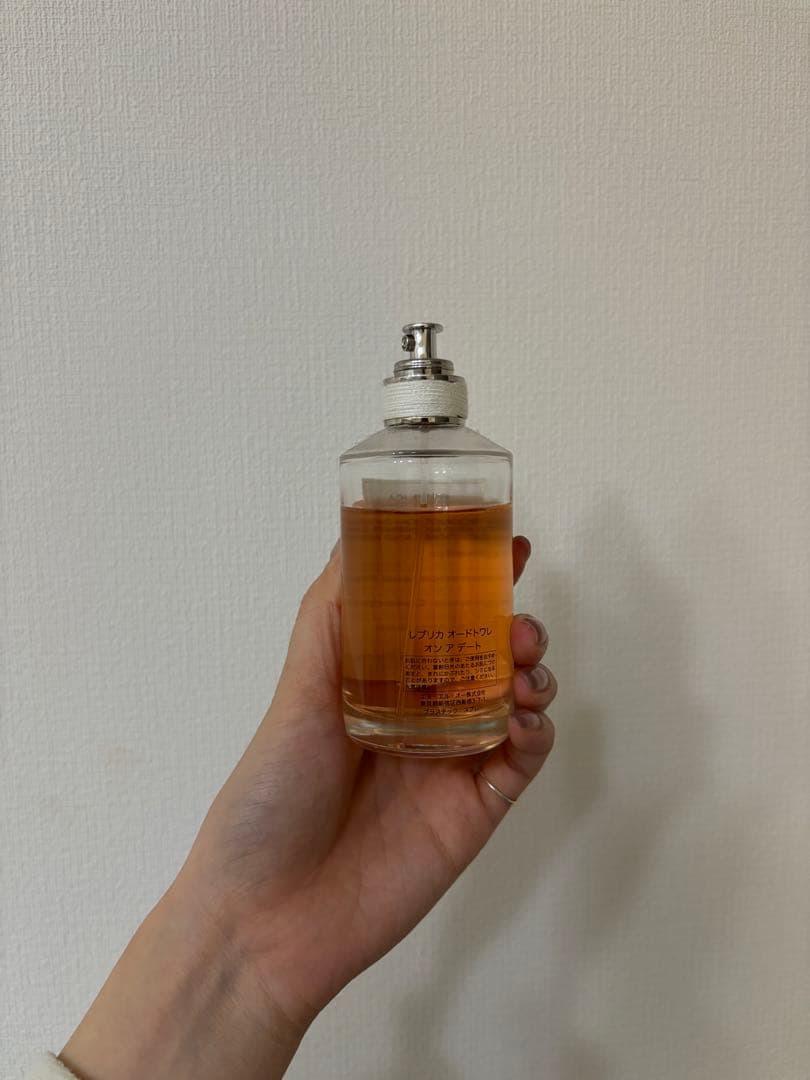 Maison Margiela REPLICA 香水 on a date