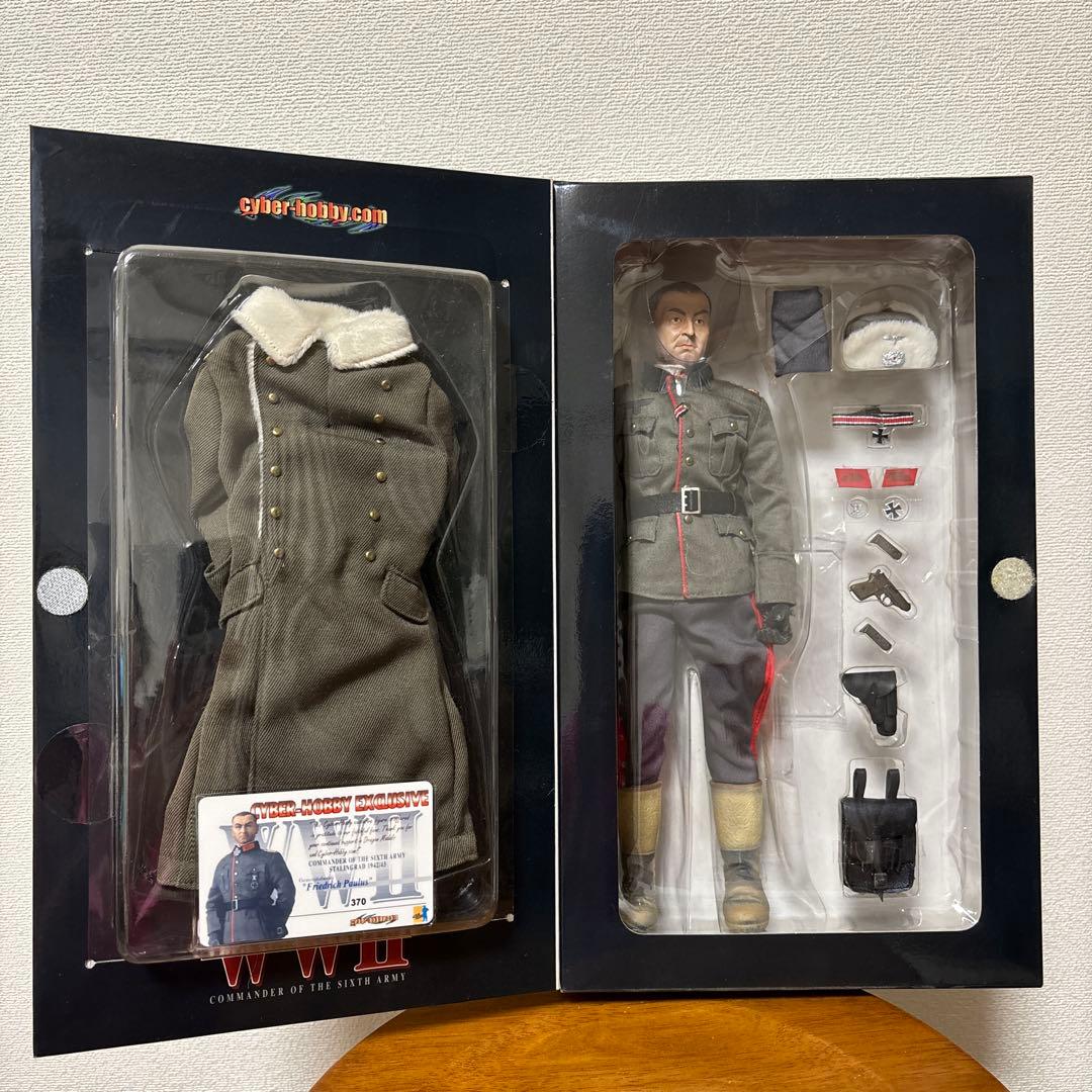 フリードリヒ・パウルス 1/6スケールフィギュア