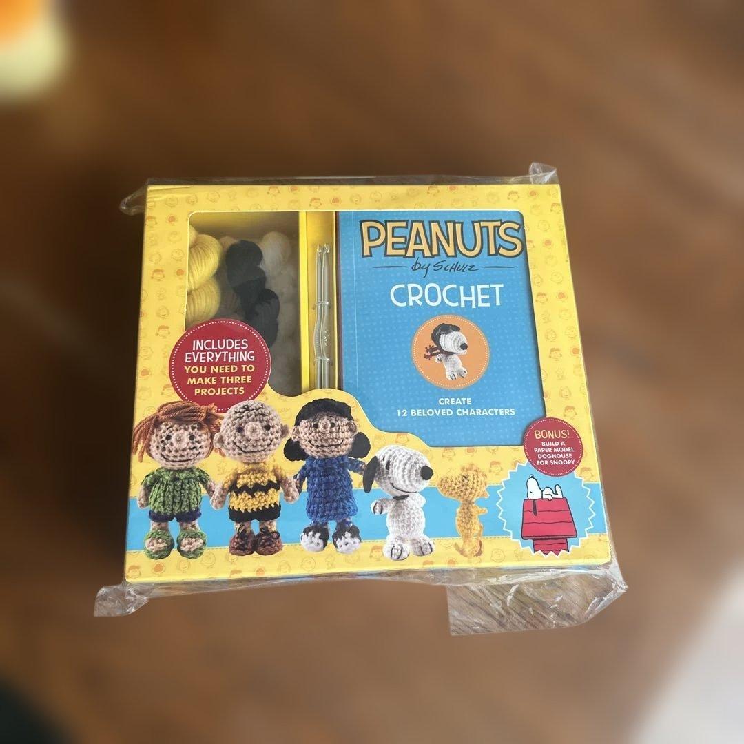 スヌーピーPEANUTSSNOOPYかぎ針編みキットハンドメイド本キット新品