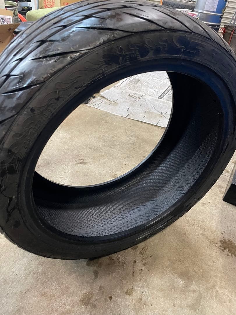 送料込 バリ溝 ファイナリスト225/40R18 595 EVO 2本セット