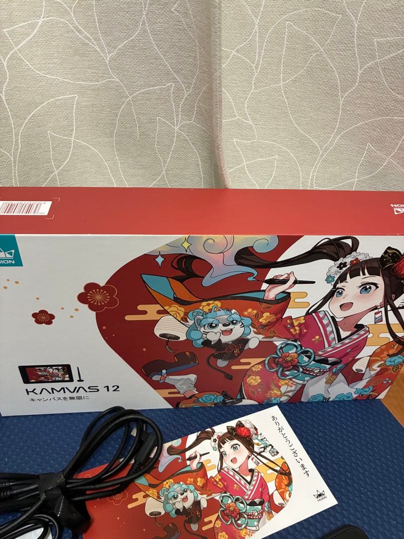 HUION 液晶ペンタブレット Kamvas 12【美品/付属品多数】