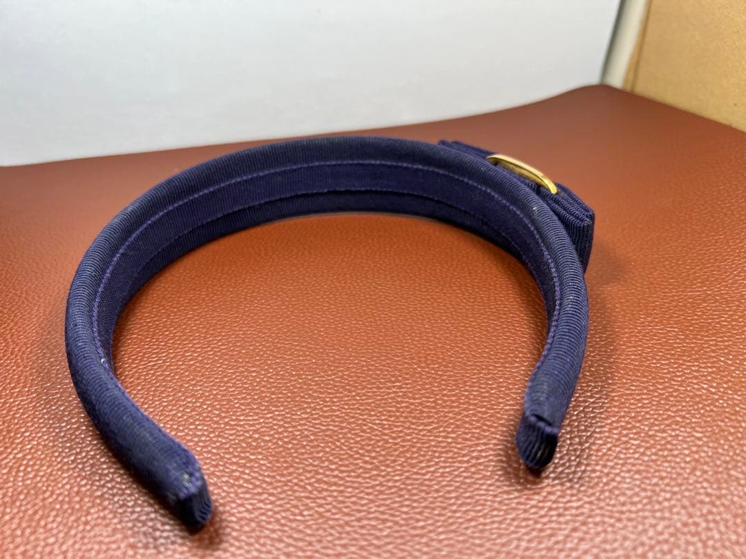美品　サルヴァトーレフェラガモ　カチューシャ　紫　パープル