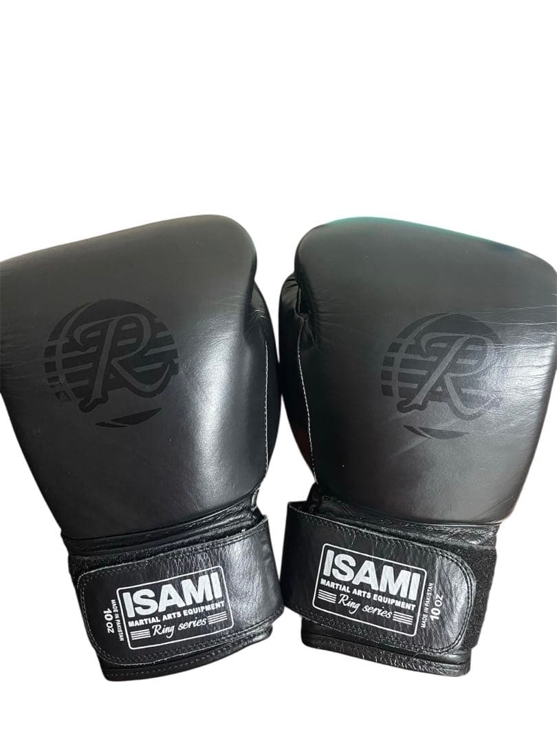 【美品】 ISAMI ボクシンググローブ Ring series 10oz 黒