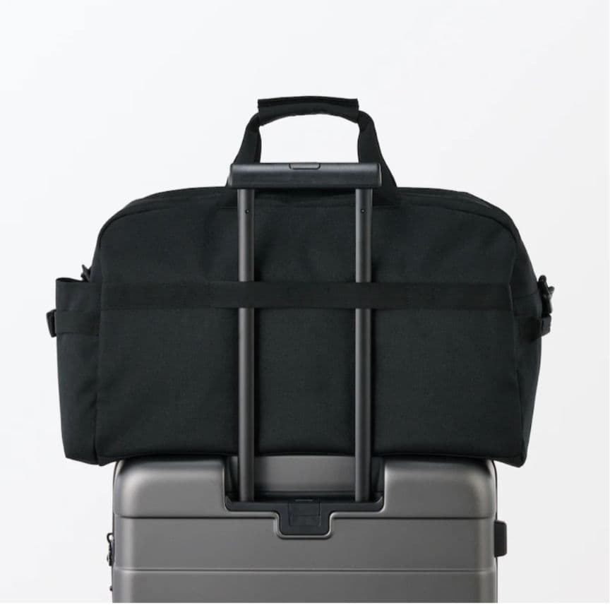 未使用 無印良品 撥水ボストンバッグ 38L ブラック ショルダーベルト付き