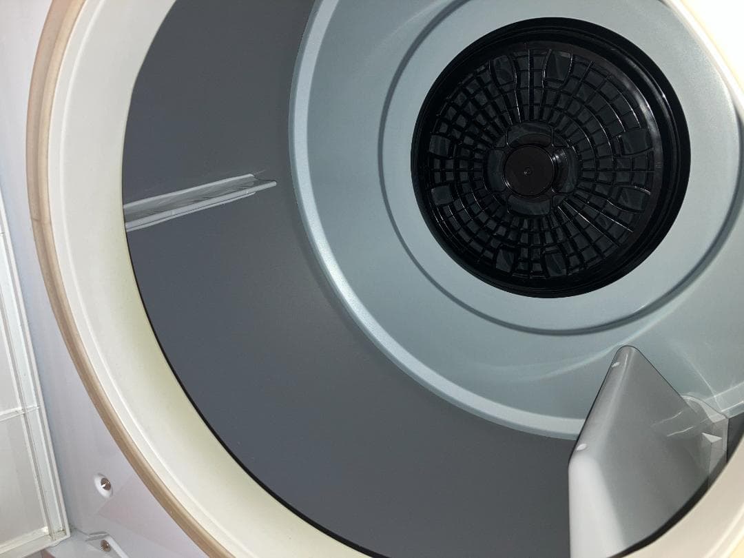 【送料無料】日立　除湿形電気衣類乾燥機　6kg　DE-N60WV　2021年購入