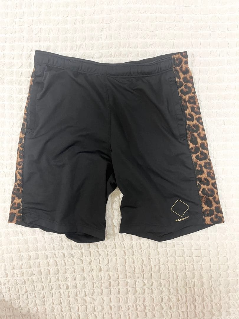 【即完売品‼️】FCRB NIKEレオパード 豹柄 ヒョウジャージ セットアップ