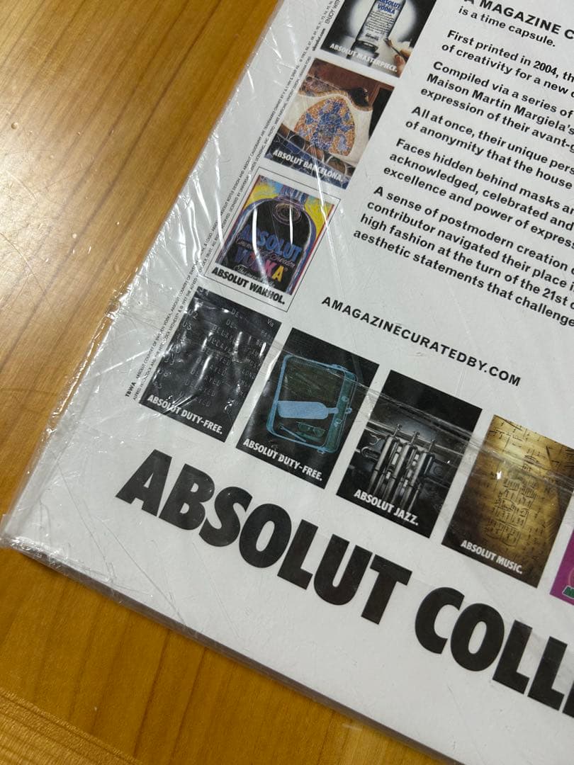 アート・デザイン・音楽 A MAGAZINE Curated By MARTIN MARGIELA