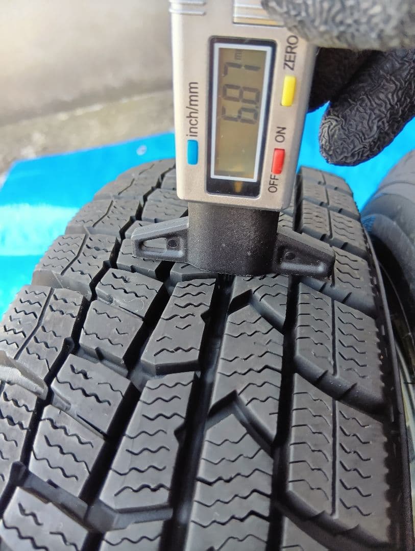 145/80R13、ダンロップ・ウインターマックス・WM02、スタッドレス4本