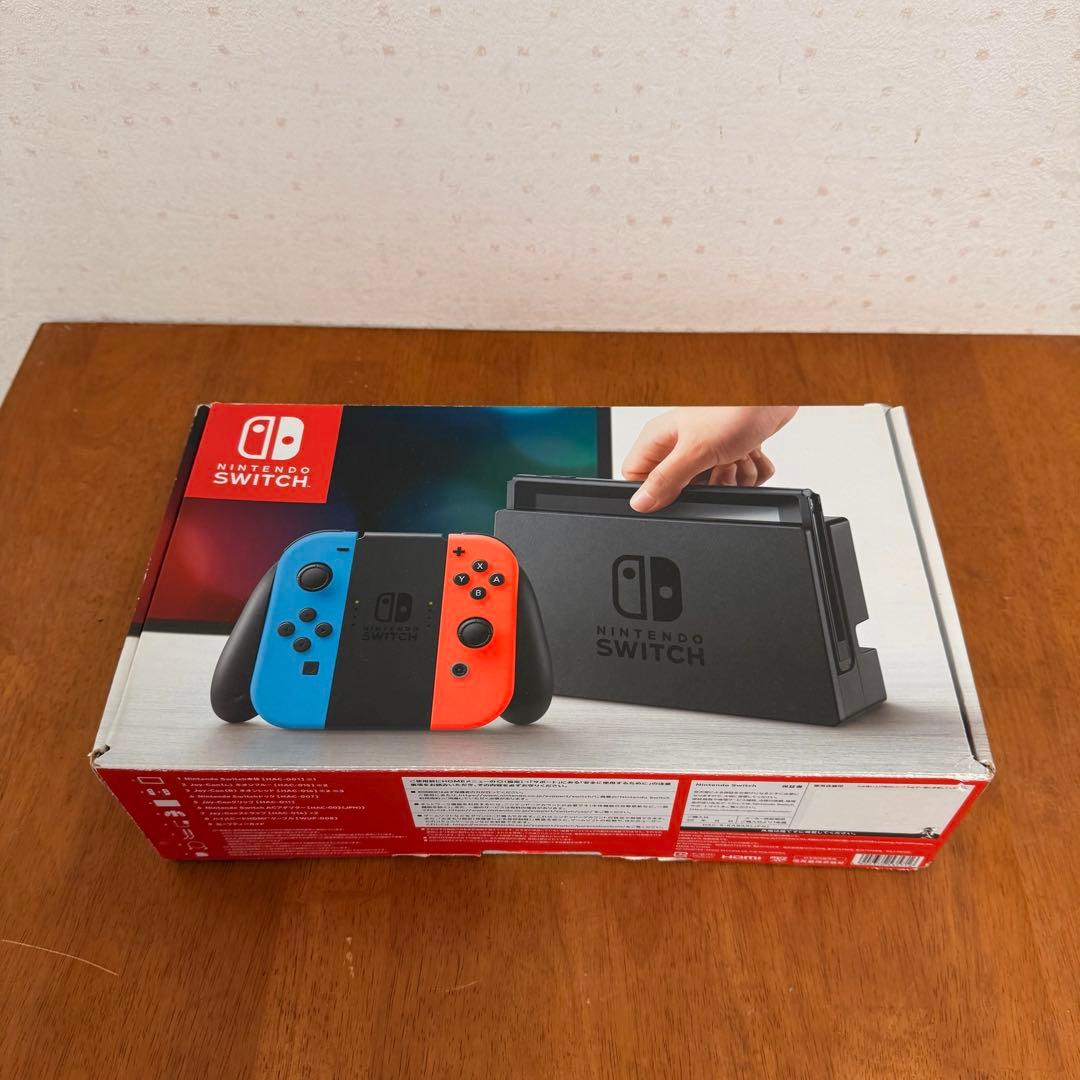 ● 美品 Nintendo Switch本体 HAC-001
