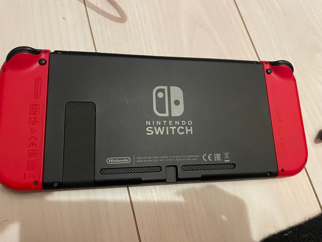 Nintendo Switch 赤 Joy-Con スーパーマリオオデッセイ付き