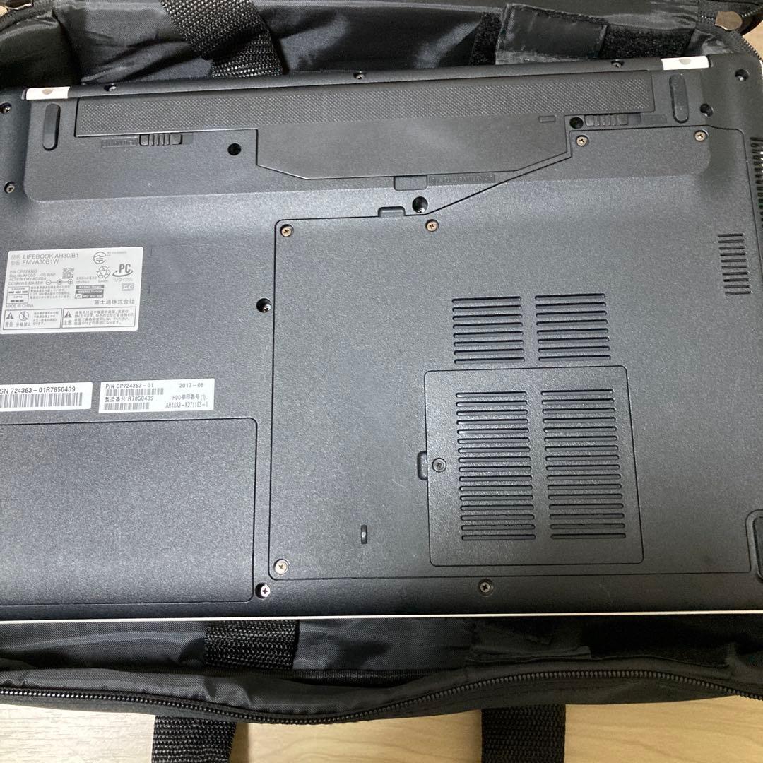 Fujitsu LIFEBOOK Eシリーズ ホワイト値下げ可能