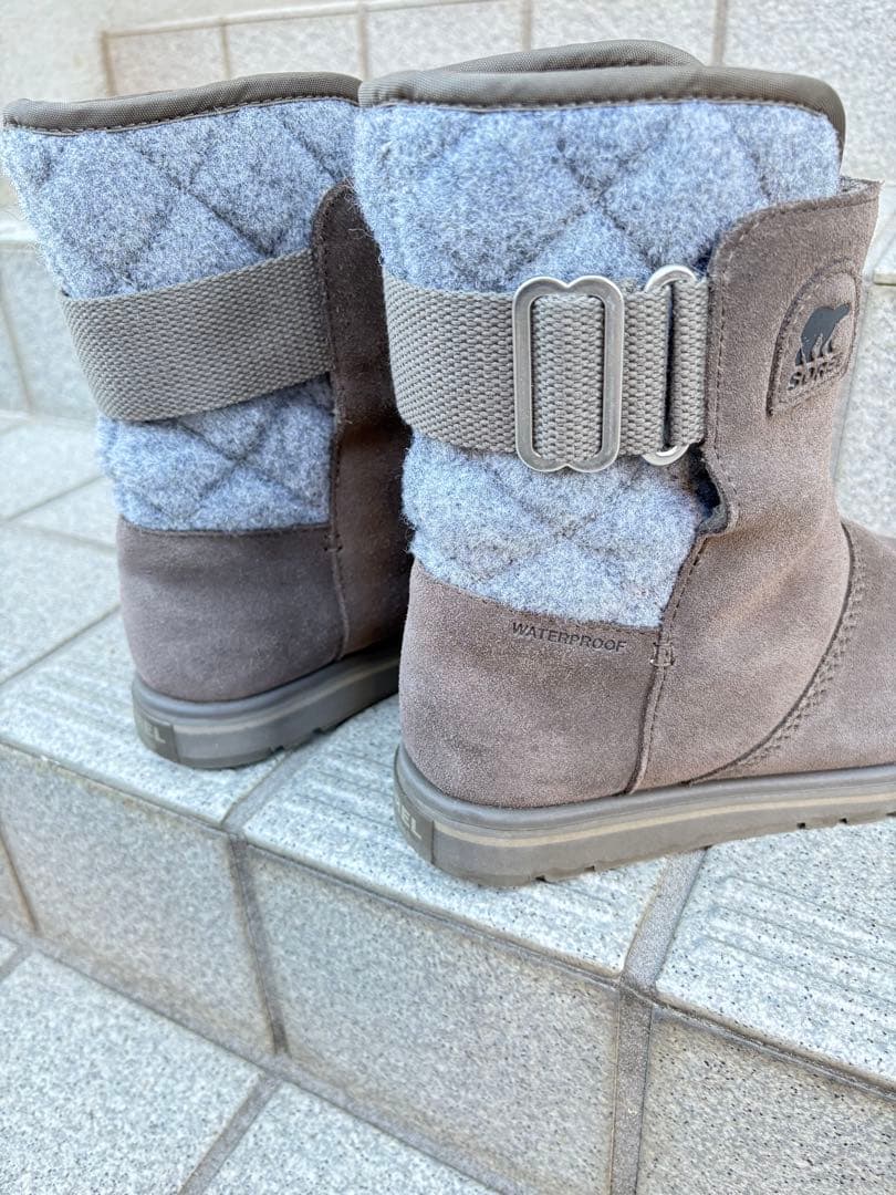 レディース　ブーツ　ソレル SOREL ライリー 防水 グレー 23.5