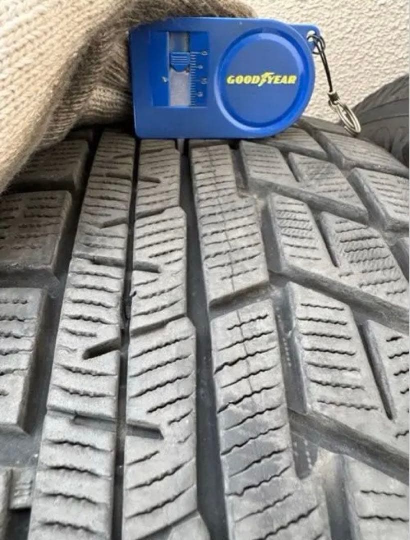 スタッドレスタイヤ 215/60R17 スポークアルミ4本セット　NX10系に