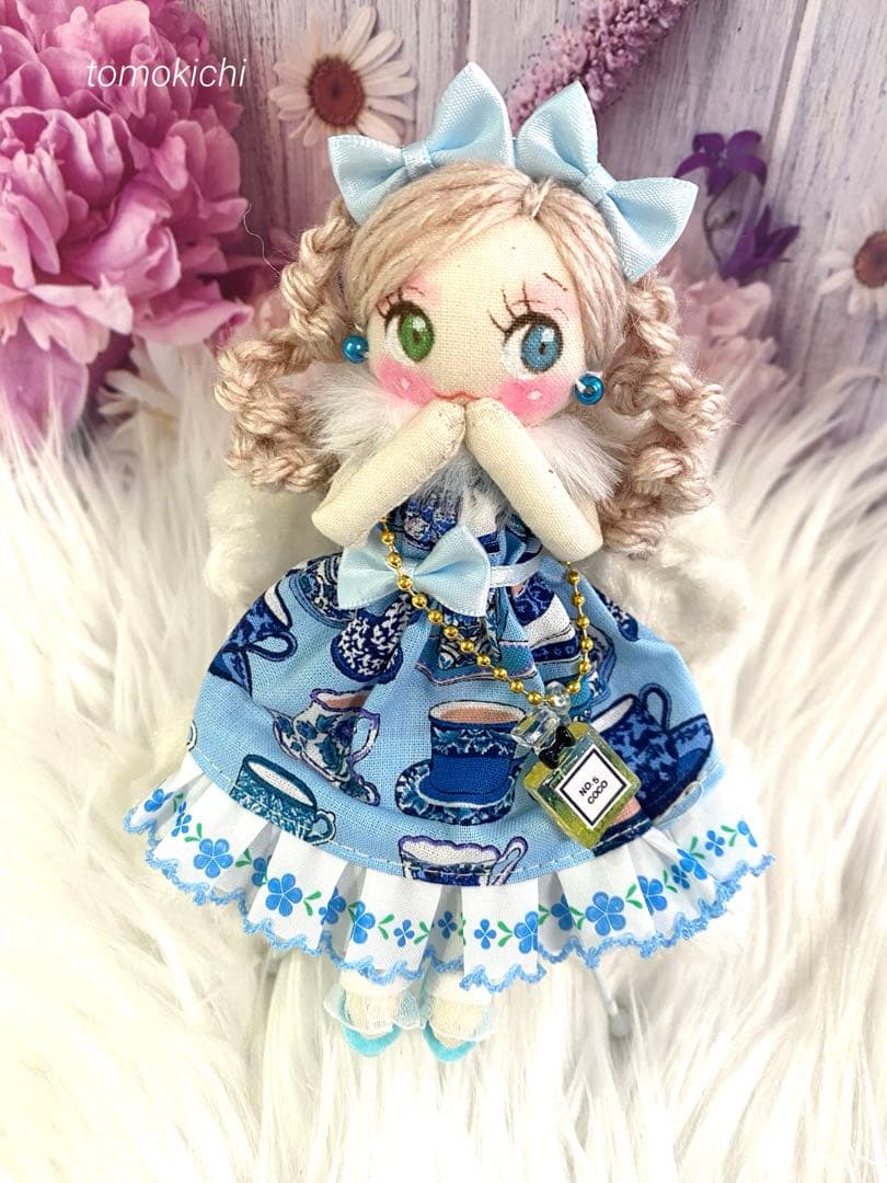 タナトスさん専用❤️春❤️いちご柄❤️いちごドリンク❤️ドールチャーム❤️ハンドメイド