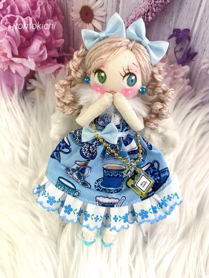タナトスさん専用❤️春❤️いちご柄❤️いちごドリンク❤️ドールチャーム❤️ハンドメイド