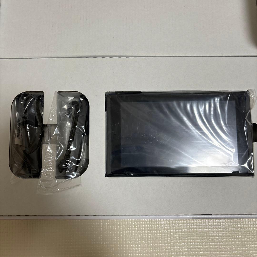 任天堂　Switch 本体