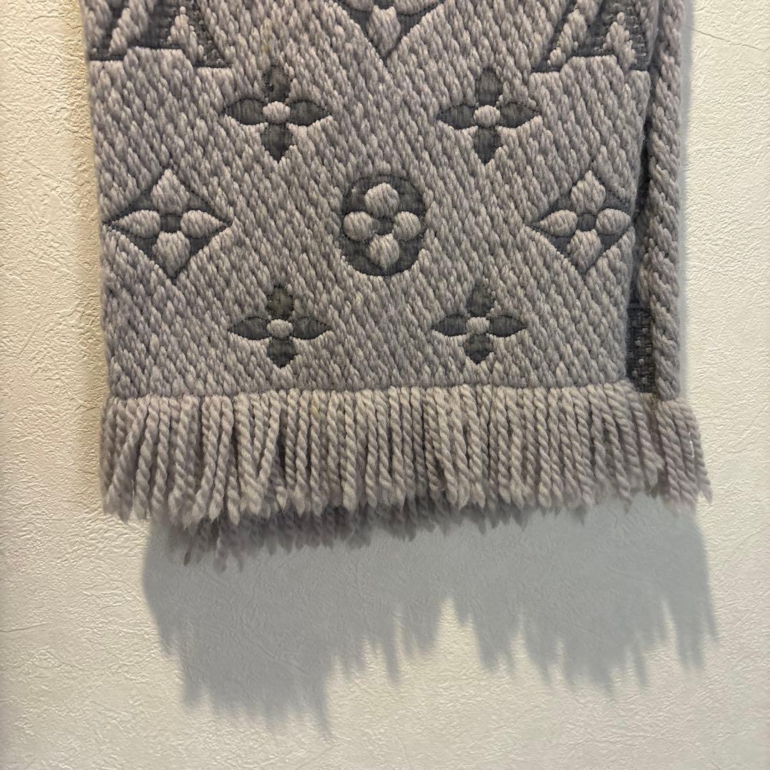 ルイヴィトン　LOUIS VUITTON マフラー