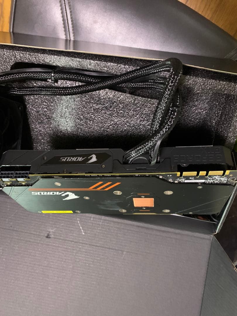 セール中[超希少・元箱あり】GIGABYTE AORUS GTX 1080 Ti