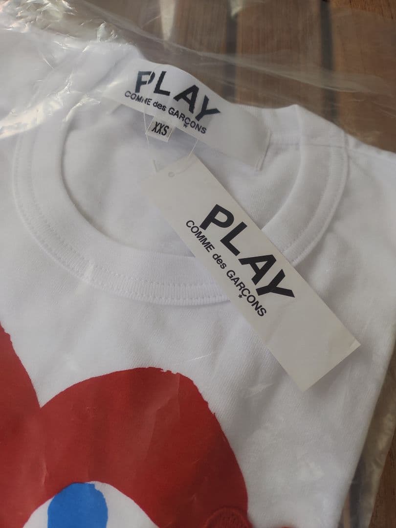PLAY Comme des Garçons ハートTシャツ
