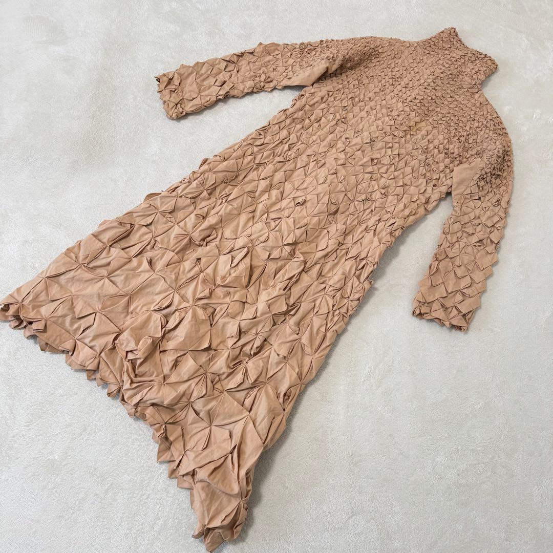 希少✨ISSEY MIYAKE ロング　立体プリーツ　コート　ハンドメイド