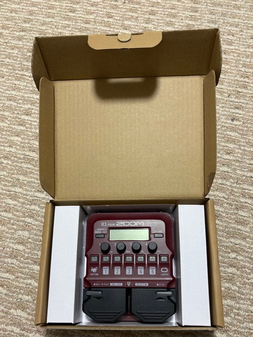 zoom B1 FOUR ベース用マルチエフェクター　アダプター付き