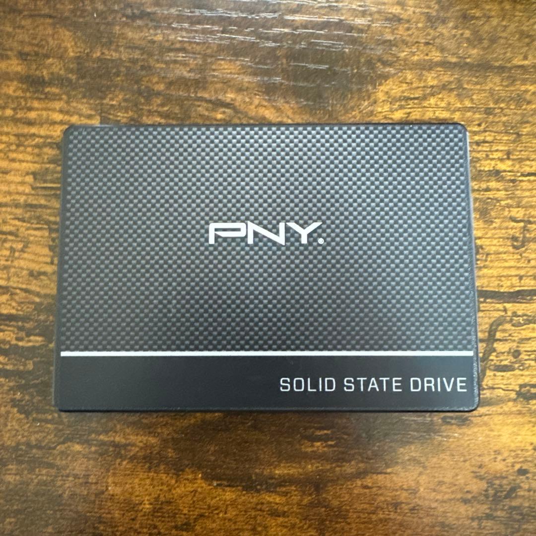 内蔵型SSD PNY sata SSD 1TB 21