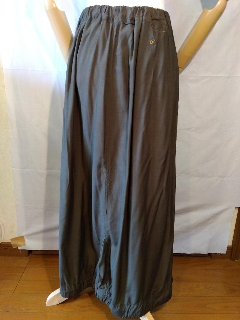 d*7様 【新品】45R　ロングスカート サイズフリー　ブラウン　両サイドにポケ
