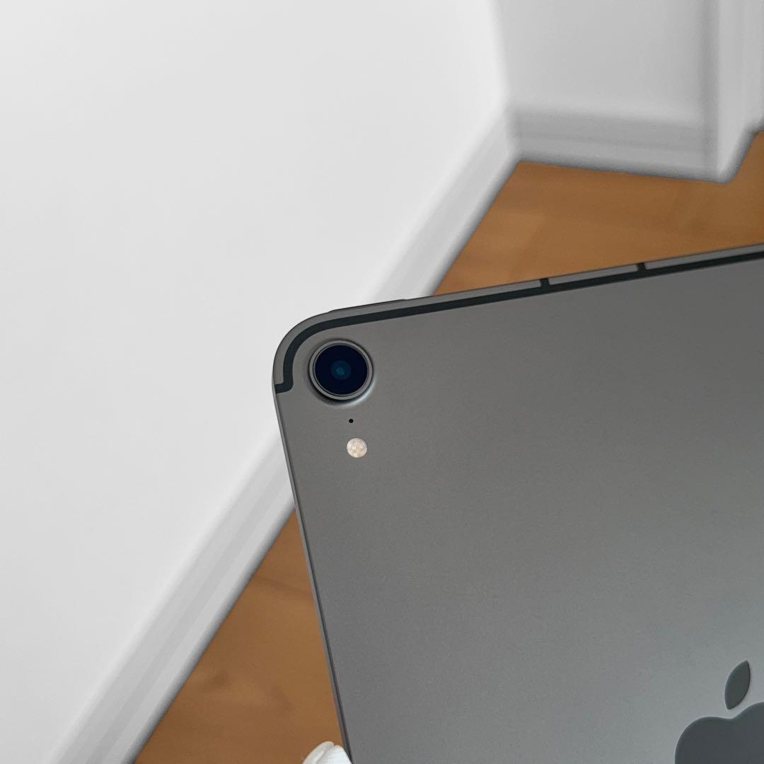 美品✨iPad mini 第6世代 Wi-Fi セルラー 64GB SIMフリー