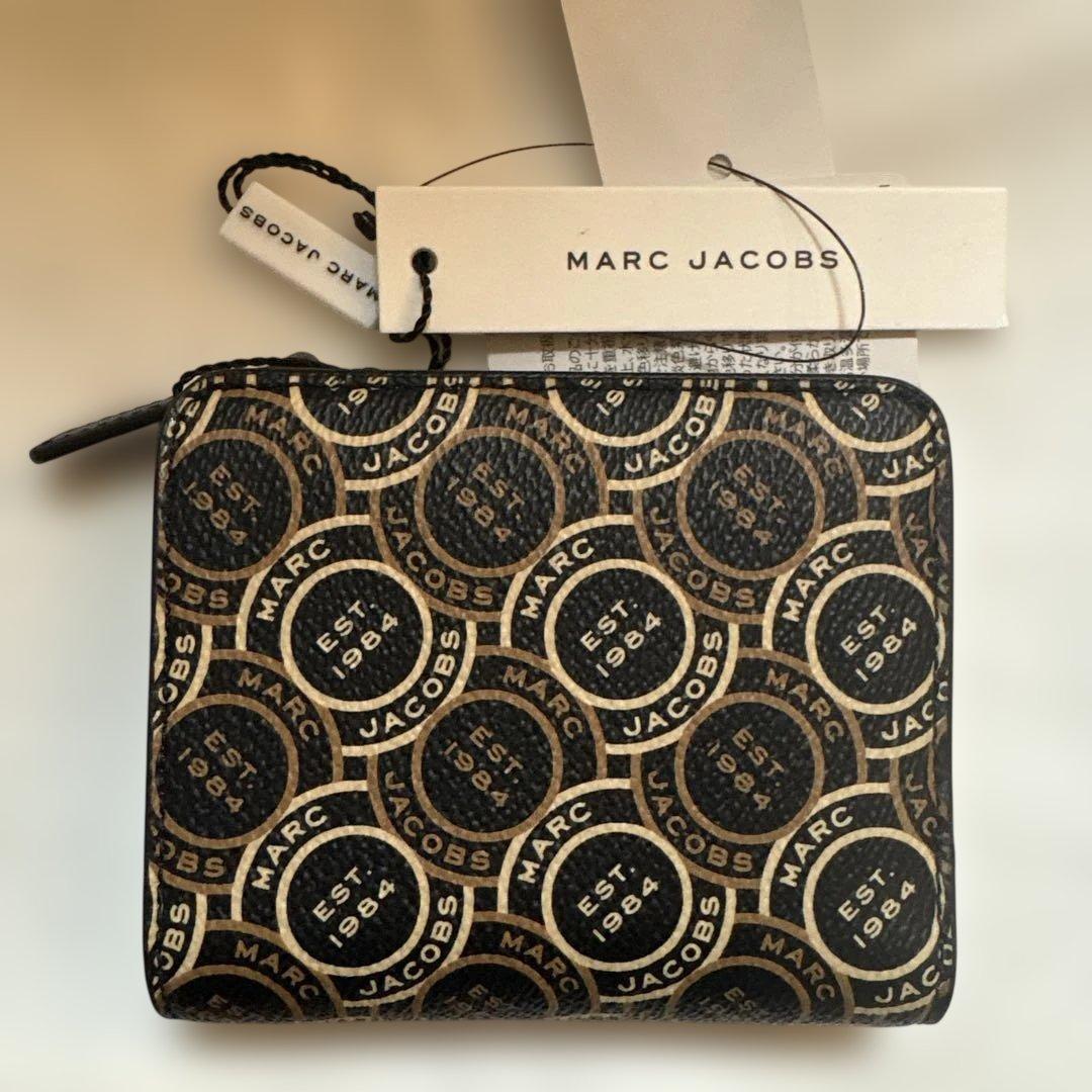 新品未使用ロゴ入りMARC JACOBS本革2つ折り財布