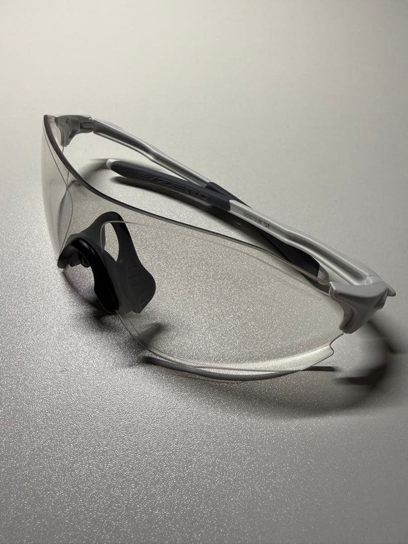 Oakley Radar EVZERO PATH 調光レンズ