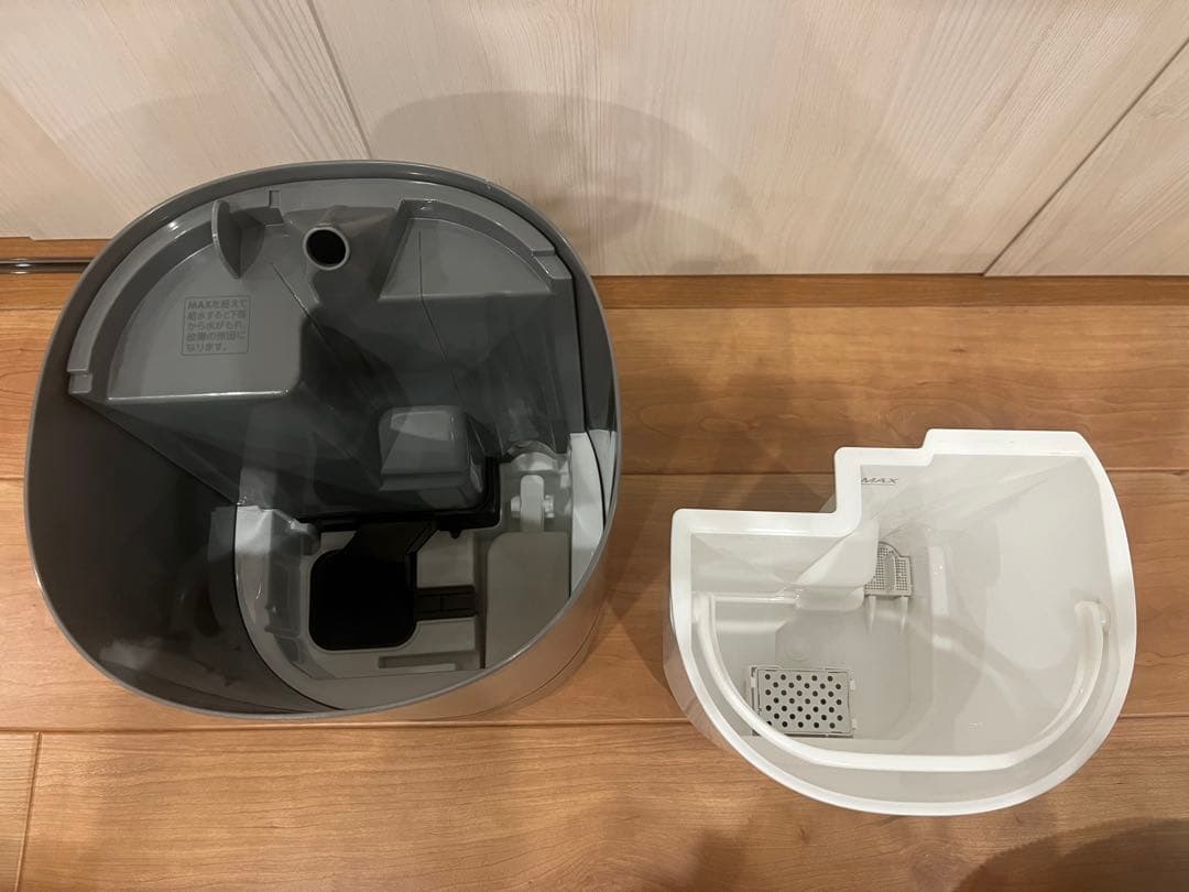 【アイリスオーヤマ】 上給水ハイブリッド加湿器 グレー