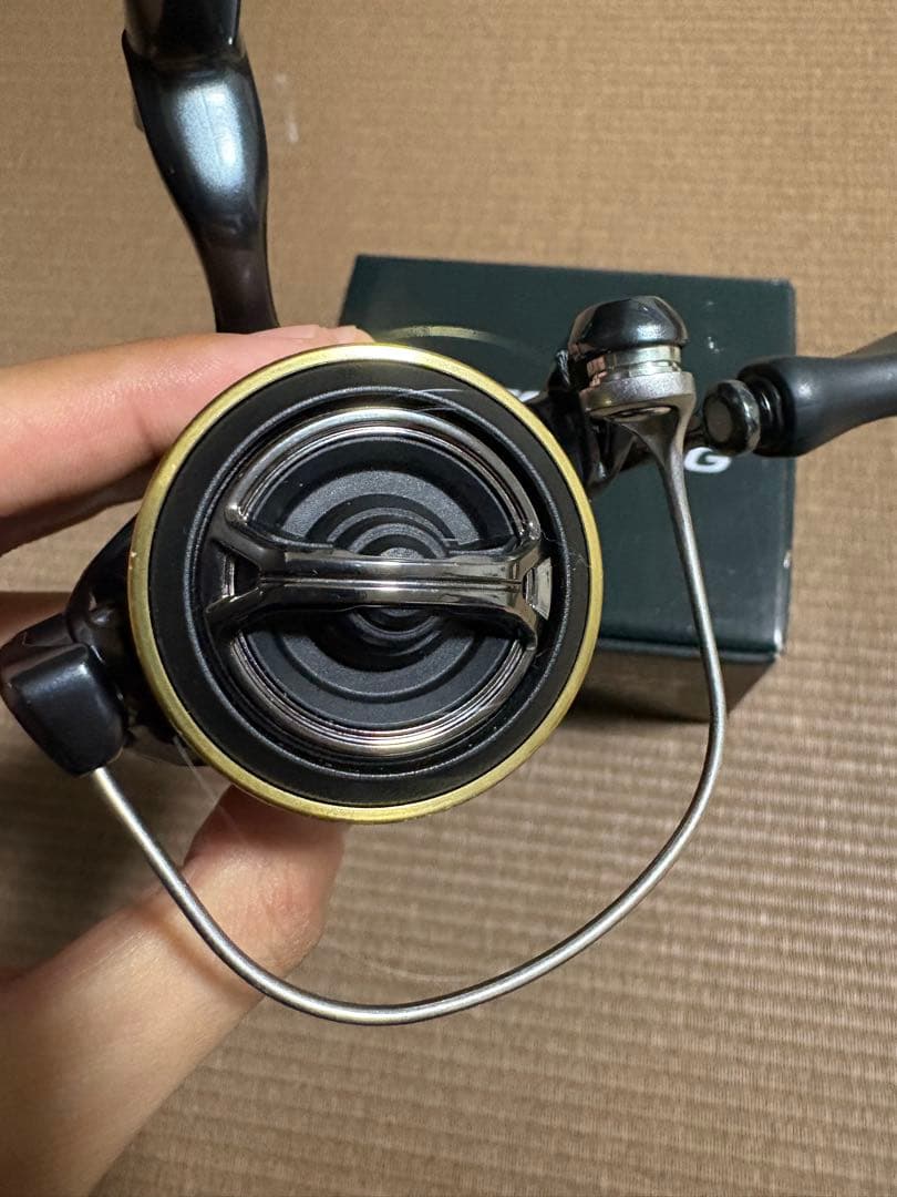 【連休値引き】25アルテグラ　C2500SHG スピニングリール