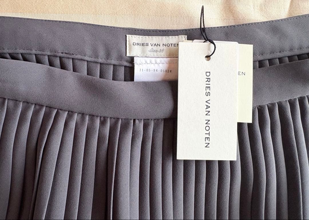 【タグ付き未使用品】 DRIES VAN NOTEN プリーツスカート
