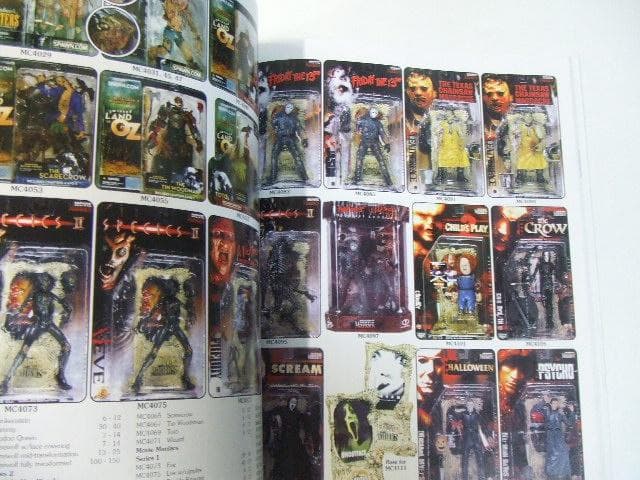 Horror Movie Collectibles ホラーフィギア カタログ